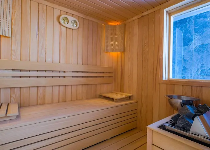 Luxury In Yesilkoy - 10 Minutes Drive To *